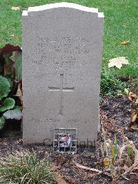 Berlin 1939-1945 War Cemetery - Weston, M