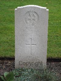 Berlin 1939-1945 War Cemetery - Wilson, E E