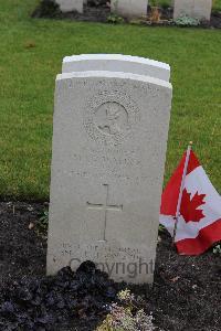 Berlin 1939-1945 War Cemetery - Walker, M J G