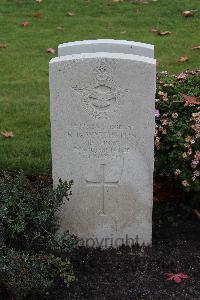 Berlin 1939-1945 War Cemetery - Waterston, Robert Reid