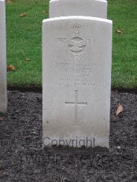 Berlin 1939-1945 War Cemetery - Webber, Peter Rodney