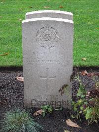 Berlin 1939-1945 War Cemetery - Whiteley, John R.
