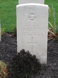 Berlin 1939-1945 War Cemetery - Wilde, Kenneth Hubert Dearden