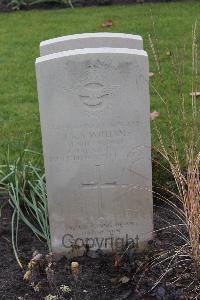 Berlin 1939-1945 War Cemetery - Williams, John Kerwin Stafford
