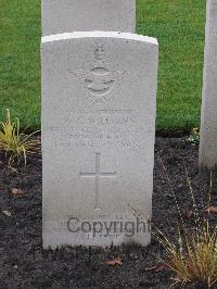 Berlin 1939-1945 War Cemetery - Williams, William Gordon