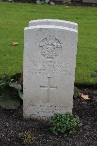 Berlin 1939-1945 War Cemetery - Wilson, Bruce Thomas Talbot