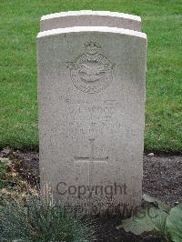 Berlin 1939-1945 War Cemetery - Wood, George Thomas
