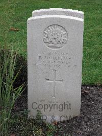 Berlin 1939-1945 War Cemetery - Woodgate, Rex