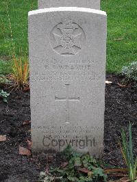 Berlin 1939-1945 War Cemetery - Wraight, Ronald Sidney