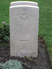 Berlin 1939-1945 War Cemetery - Wright, Frederick John