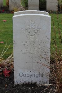 Berlin 1939-1945 War Cemetery - Young, Martin Anthony