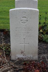Berlin 1939-1945 War Cemetery - Ramsden, Henry Thomas