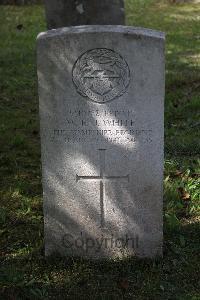 Poole Cemetery - White, William Edward James