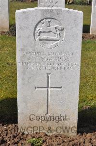 Cabaret-Rouge British Cemetery Souchez - Edwards, James Tudor