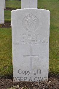 Cabaret-Rouge British Cemetery Souchez - Heath, Ernest