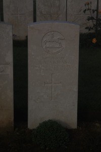 Aubigny Communal Cemetery Extension - Aikman, John Alexander