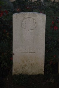 Aubigny Communal Cemetery Extension - Ryan, T