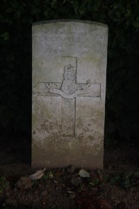 Aubigny Communal Cemetery Extension - Taylor, Luke Thompson