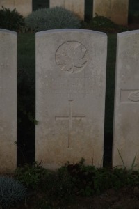Aubigny Communal Cemetery Extension - Teti, F