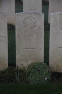 Aubigny Communal Cemetery Extension - Thomas, Albert Morley