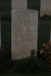 Aubigny Communal Cemetery Extension - Thomasson, R
