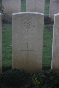 Aubigny Communal Cemetery Extension - Thompson, S