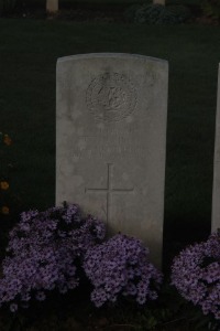 Aubigny Communal Cemetery Extension - Thomson, T