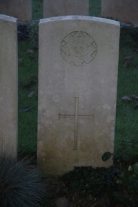 Aubigny Communal Cemetery Extension - Toal, H