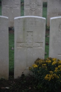 Aubigny Communal Cemetery Extension - Todd, Timothy
