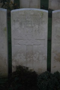 Aubigny Communal Cemetery Extension - Townsend, M