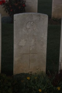 Aubigny Communal Cemetery Extension - Traut, C M