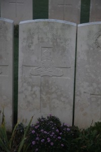 Aubigny Communal Cemetery Extension - Turner, E C