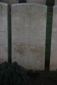 Aubigny Communal Cemetery Extension - Turner, William Frank