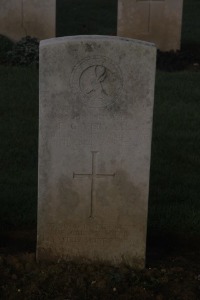 Aubigny Communal Cemetery Extension - Vermaak, Frederick George