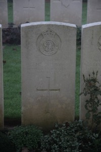 Aubigny Communal Cemetery Extension - Viney, H W