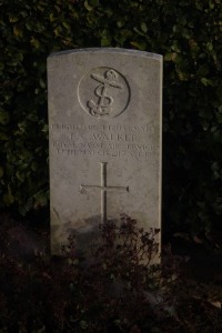 Aubigny Communal Cemetery Extension - Walker, Frederic Cloete