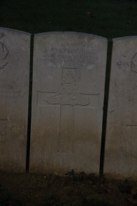 Aubigny Communal Cemetery Extension - Waterhouse, Frank