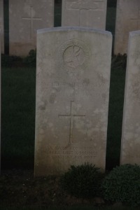 Aubigny Communal Cemetery Extension - Watson, Matthew James