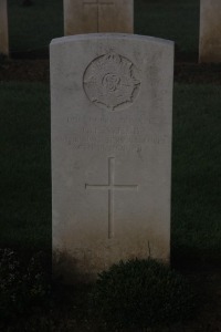 Aubigny Communal Cemetery Extension - Webb, G E