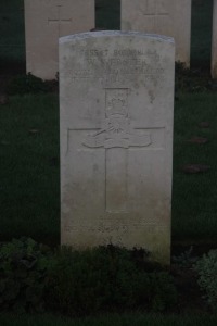 Aubigny Communal Cemetery Extension - Webster, Willis