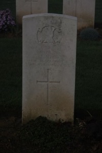 Aubigny Communal Cemetery Extension - Weir, James