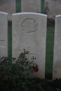 Aubigny Communal Cemetery Extension - Whiffin, P