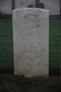 Aubigny Communal Cemetery Extension - White, A