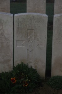 Aubigny Communal Cemetery Extension - Whitecross, H