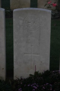Aubigny Communal Cemetery Extension - Whiting, J R B