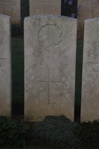 Aubigny Communal Cemetery Extension - Wiese, H J