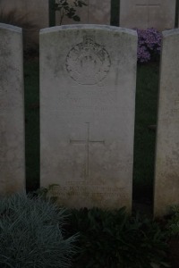 Aubigny Communal Cemetery Extension - Wightman, Robert