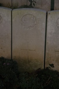 Aubigny Communal Cemetery Extension - Willette, M