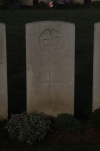 Aubigny Communal Cemetery Extension - Williams, F