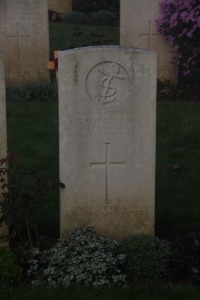 Aubigny Communal Cemetery Extension - Willis, John Edwin
